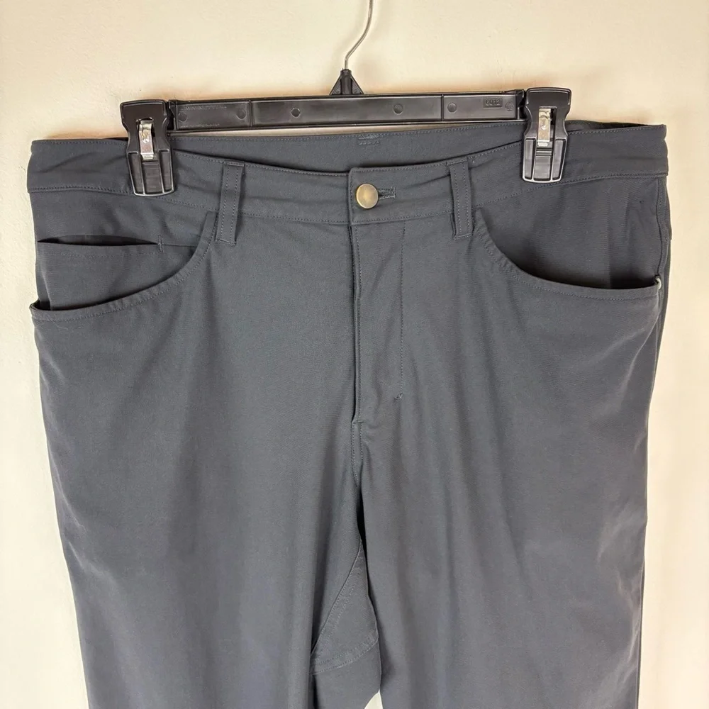 Lululemon ABC Classic Fit 5 Pocket Black Chino Athletic Pants Size 33
